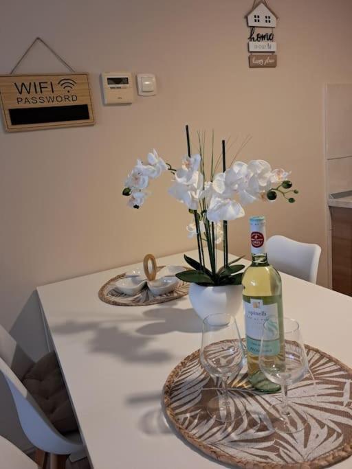 Holiday Home Apartment Будва Экстерьер фото